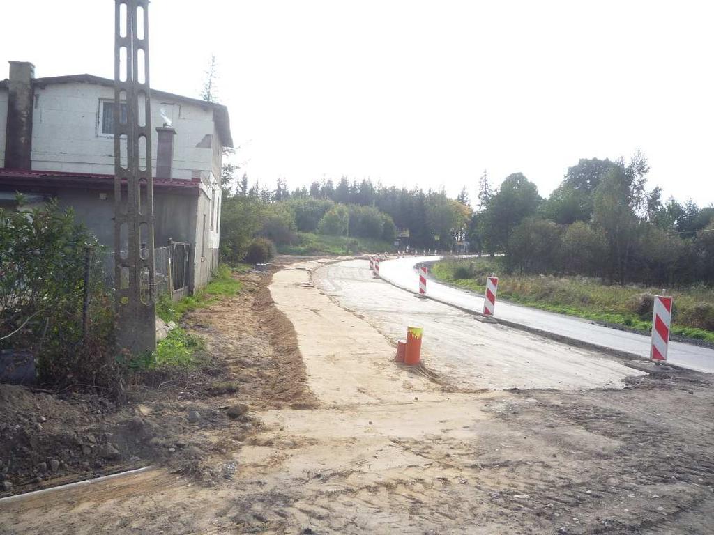 Obrzeżna wycinka lasu za rondem w Jagatowie w