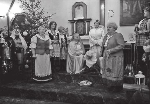 SPRAWOZDANIA Wieczór kolęd i pastorałek Jasełka Bożonarodzeniowe w wykonaniu zaprzyjaźnionego zespołu folklorystycznego,,rybniczanki.