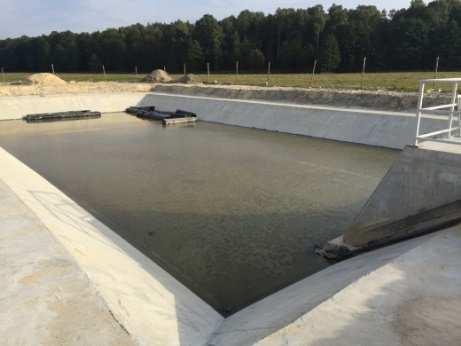Odbudowa zbiornika usunięcie warstw piasku i geomembrany Rys. 10. Odbudowa zbiornika nowa izolacja, betonowanie dna i skarp 6.