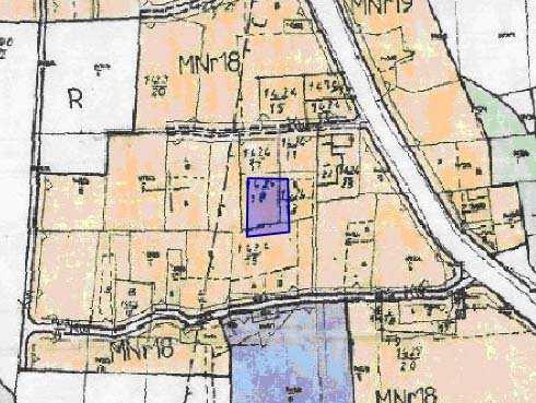 2.2 Opis nieruchomości Przeznaczenie w planie miejscowym W aktualnym planie miejscowym działka znajduje się na terenach oznaczonych symbolem MNr8 z podstawowym przeznaczeniem dla zabudowy