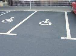 pojazdów kierowanych przez osoby niepełnosprawne, o obniŝonej sprawności ruchowej, B.