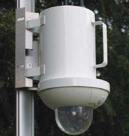 Rodzaje kamer do monitoringu Kamera autonomiczna zainstalowanie kamery w dowolnym miejscu w zależności od potrzeb; korekta deformacji obrazu, panoramy, detektor ruchu; powiadomienia e-mail, FTP,