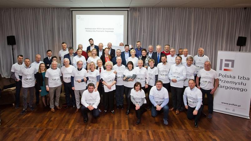 Na kilka miesięcy przed datą Światowego Dnia Targów 2017, logo GED17 znalazło się na pamiątkowych koszulkach wręczonych uczestnikom 8.