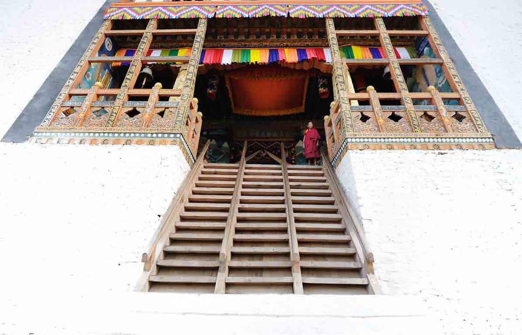 I - doświadczenie II - dolina bhumtang Soul Travel proponuje autorski program w oparciu o własne sześcioletnie doświadczenie podróżnicze w Bhutanie.