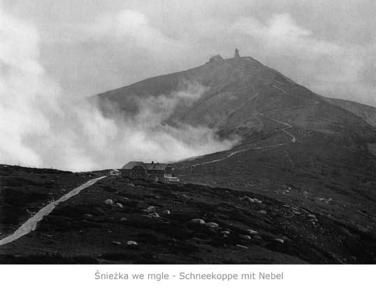 W Y S T A W Y C Z A S O W E W 2 0 1 1 r. karkonosze na dawnej fotografii Karkonosze fotografowano od czasu wynalezienia fotografii, i to od samego początku.