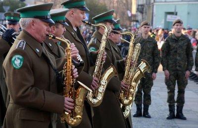 Po nabożeństwie kielczanie oraz goście uroczystości odśpiewali wspólnie hymn państwowy.