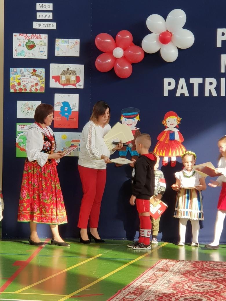 Kolejnym działaniem patriotycznym był