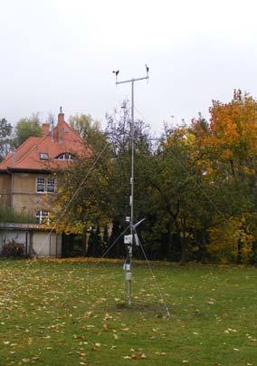 8 km na północnywschód od stacji w Cieplicach i jest najbliższą stacją meteorologiczną z wieloletnimi ciągami danych. Dane ze stacji IMGW-PIB w Jeleniej Górze obejmowały okres od 1.01.2008 do 28.02.