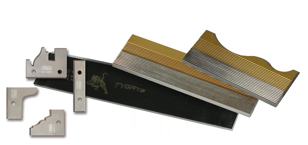 Informacje podstawowe 8 Noże, części zamienne Noże skrawające ze stali szybkotnącej (HSS) przeznaczone do profesjonalnej obróbki drewna litego miękkiego, noże skrawające z węglika spiekanego (HM)