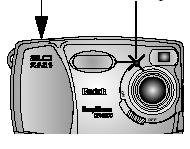 Naciśnij migawkę Kontrolka samowyzwalacza 5. Ustaw aparat na płaskiej powierzchni lub użyj statywu 6.