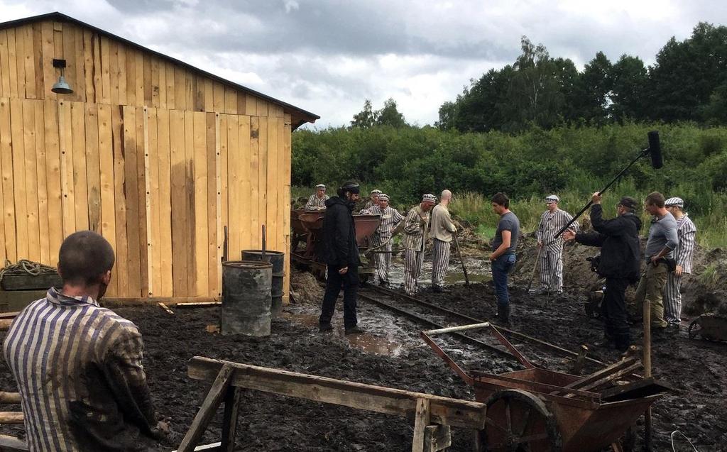 UCIECZKI PRZEZ DRUTY. PODZIEMNY SCHRON Ucieczki przez druty. Podziemny schron Premiera w piątek 29 czerwca o godz.