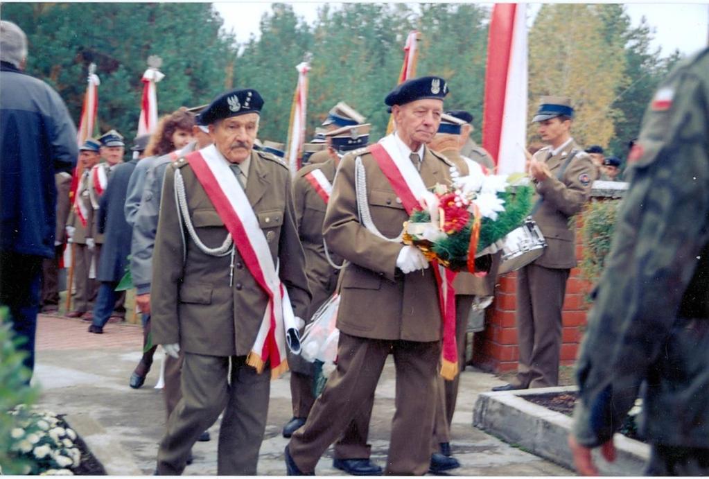 20 Historia Grabowca, zdjęcia z roku: 2004 Zdjęcie 35 Rok 2004, 10 października. Łosiniec.