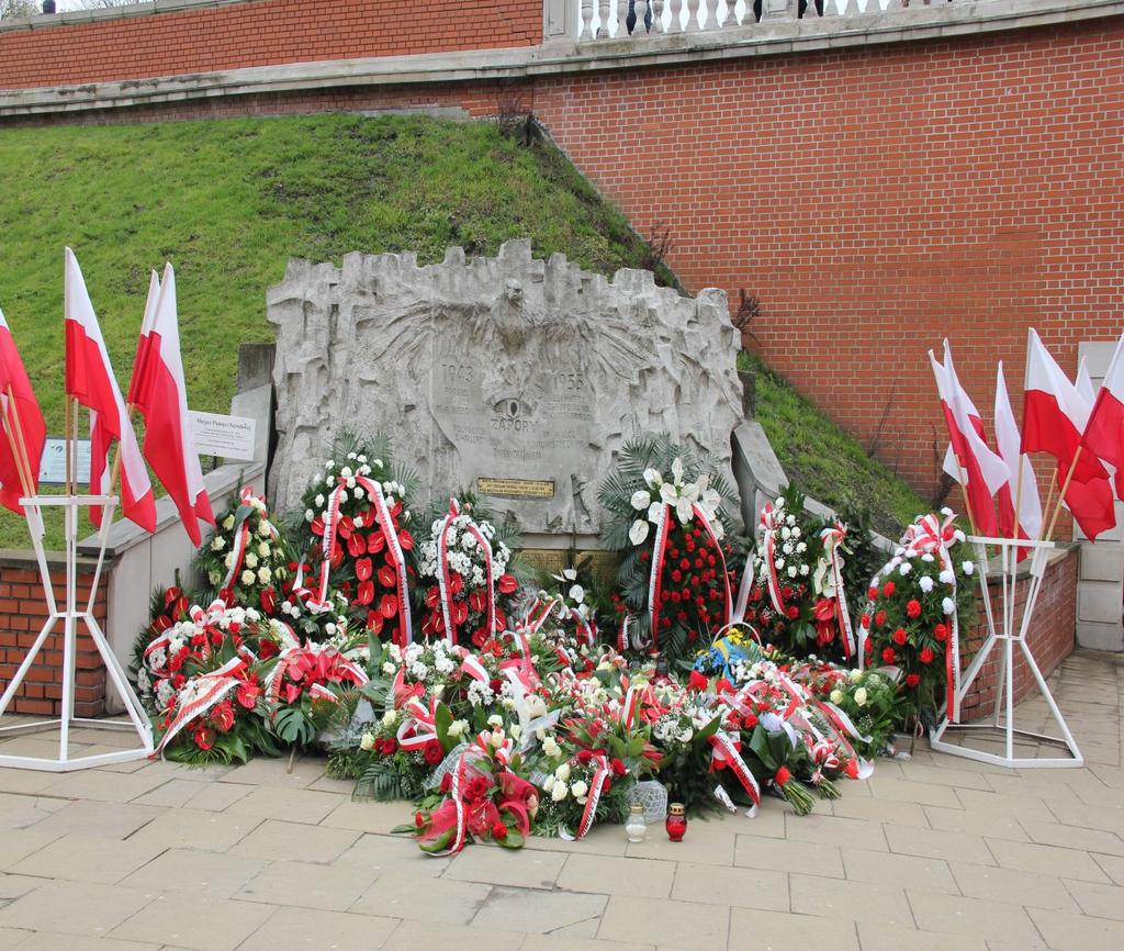 W kolejnych częściach uroczystości 3 Maja był apel pamięci, salwa honorowa oraz musztra paradna w wykonaniu Orkiestry Wojskowej w Lublinie.