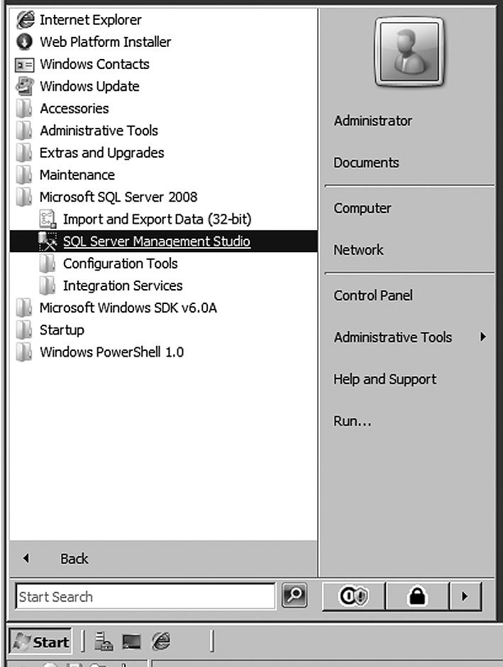 W menu Start powinna pojawić się grupa Microsoft SQL Server 2008, zawierająca m.in. skrót do narzędzia SQL Server management Studio. Spróbujmy je uruchomić.