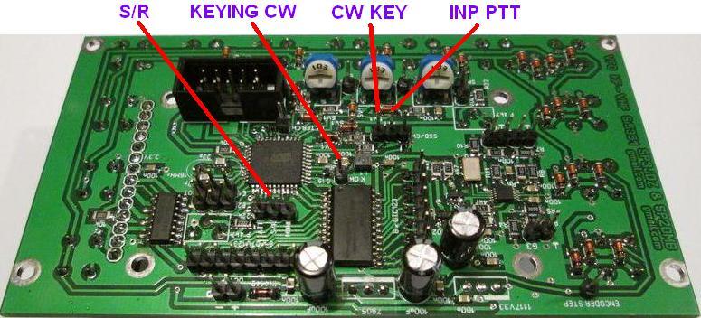 Powyższe oba piny (CW key i INP PTT) zmieniają stan wyjścia na pinie S/R (Send/Receiver, nadawanie/odbiór) oraz