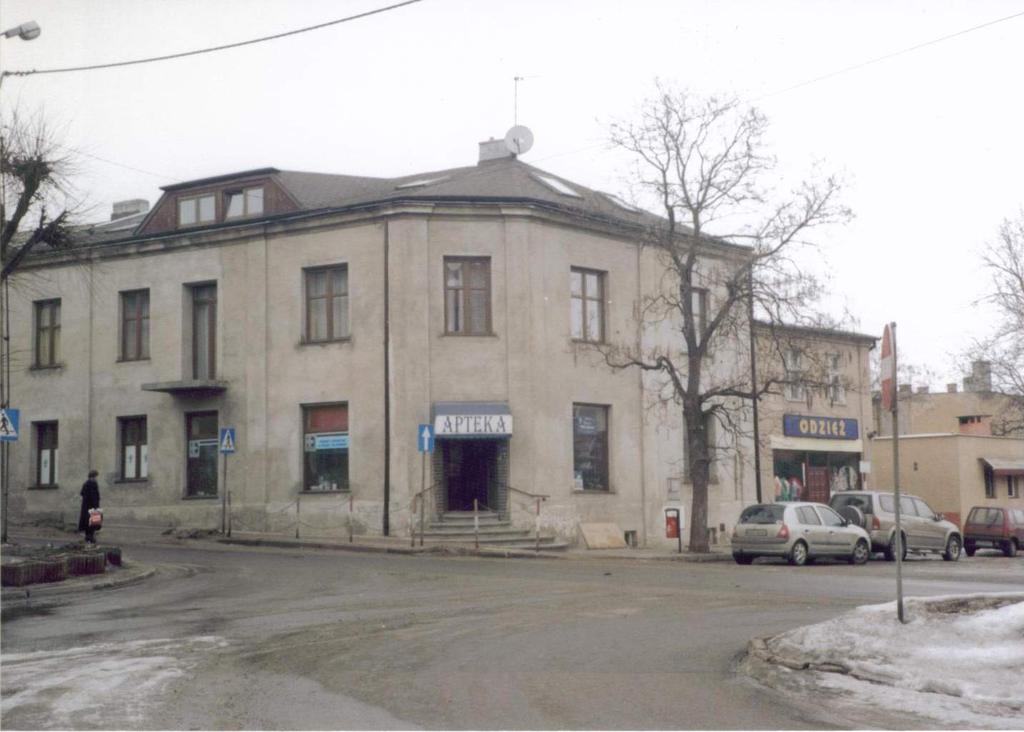 Wstęp Notatnik wraz z innymi bardzo ważnymi dokumentami dotyczącymi historii wojennej 10 pułku ułanów został odnaleziony w 1993 roku w Rypinie na strychu domu przy ulicy Kilińskiego 7 przez tamtejszą