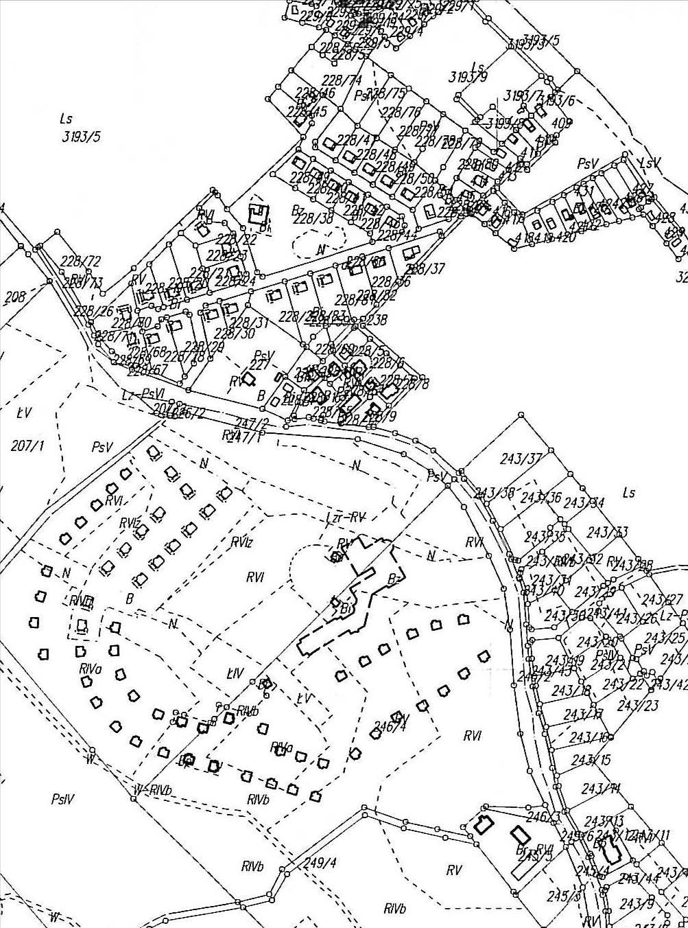 Dojazd do działki 228/38 drogą asfaltową od drogi Gietrzwałd Rentyny, a następnie drogą wewnętrzną o nawierzchni z kostki betonowej