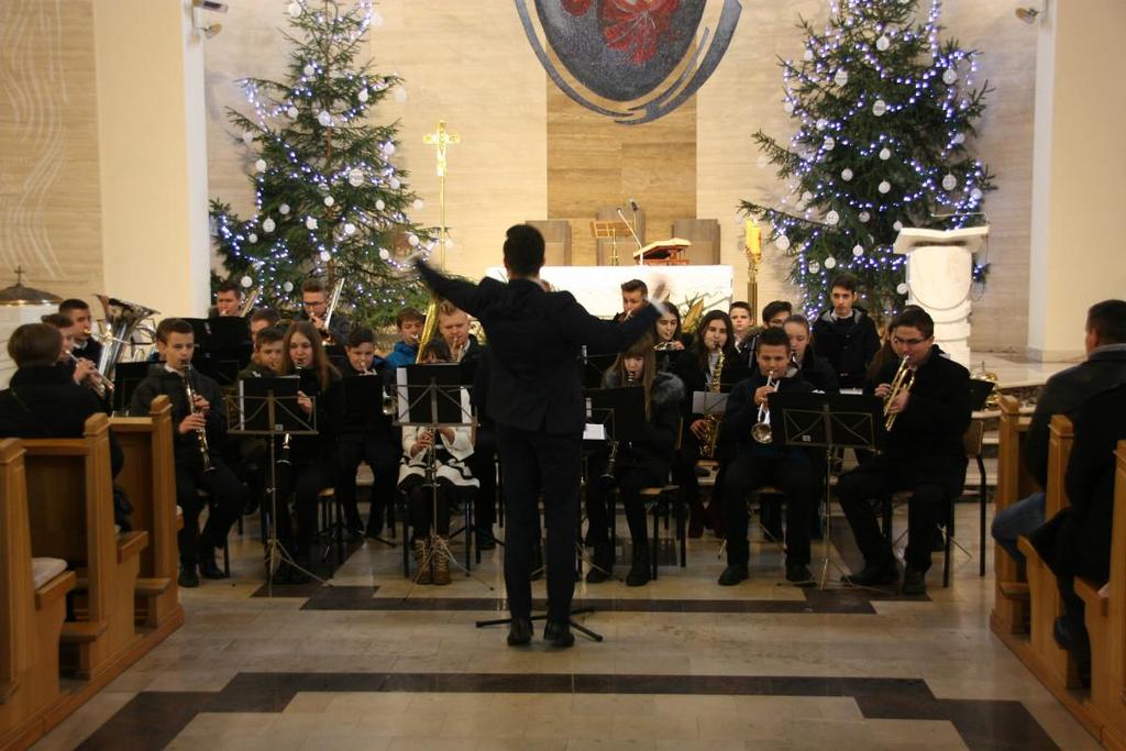 6 stycznia 2018 Drugi koncert Młodzieżowej Orkiestry Dętej pod batutą kapelmistrza Macieja