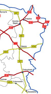 Rysunek 2 Sieć dróg krajowych i wojewódzkich na terenie powiatu oleskiego (źródło: www.zdw.opole.pl) Sieć dróg publicznych (powiatowych i gminnych) o twardej nawierzchni jest dobrze rozwinięta.