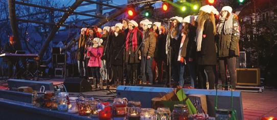 STYCZEŃ 4 Ustroń Koncert Noworoczny Z Wiednia na Brodway w wykonaniu artystów scen łódzkich i poznańskich MDK Prażakówka, impreza biletowana 6, 11,12 Ekumeniczne Wieczory Kolęd Kościół