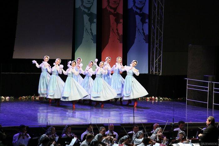 W życu Kacyńskego było klka muycnych Chór orkestra espołu "Maowse", Festwal Dedctwa Narodowego m.