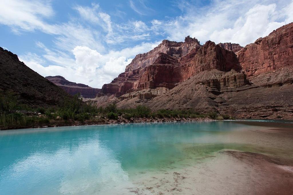 NAJPIĘKNIEJSZE PARKI NARODOWE USA America s National Parks Compilations Premiery w soboty od 7 lipca o godz.