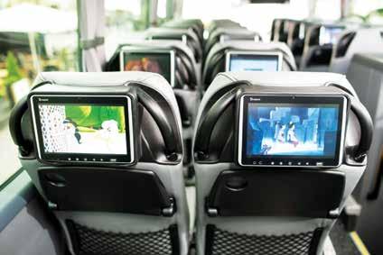 Przewozy pasażerskie realizowane autobusami i autokarami W 2014 r., jak już wspomniano, łączna praca przewozowa w transporcie autobusowym i autokarowym w UE-28 wyniosła 525,5 mld paskm.
