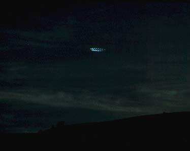 P-118 Rys. P16. Motunau Beach UFO (typu K5). Fotografia ta wykonana została dnia 27 października 1979 roku.
