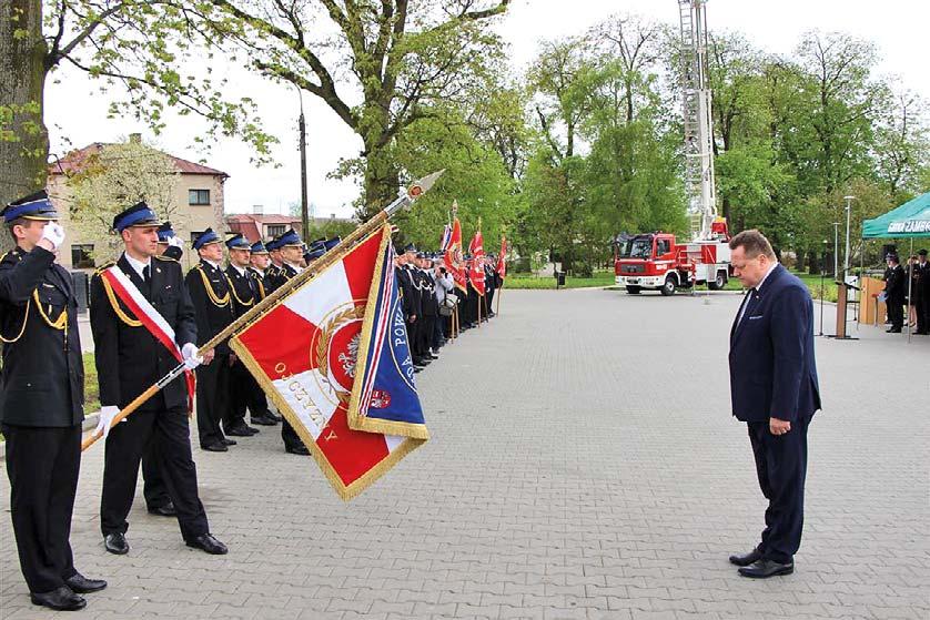 O Konstytucji 3 Maja w zambrowski ZSO Witaj majowa jutrzenko oraz inne pieśni i wiersze patriotyczne rozbrzmiały 28 kwietnia w Zespole Szkół Ogólnokształcących w Zambrowie, gdzie z okazji święta