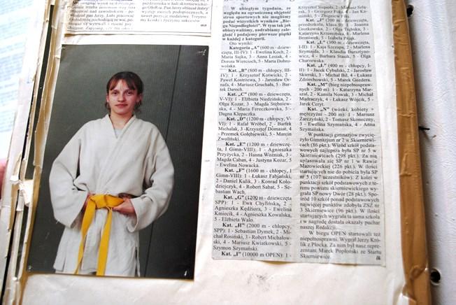 Kiedy został wydany pierwszy numer,,żaczka? A.1994 B.2000 C.1990 3.