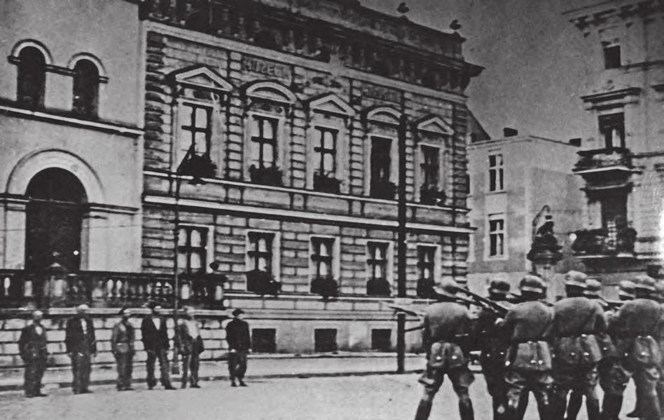 powołano dodatkowo samodzielny pluton egzekucyjny Einsatzkommando 16, złożony z gdańskich funkcjonariuszy gestapo.