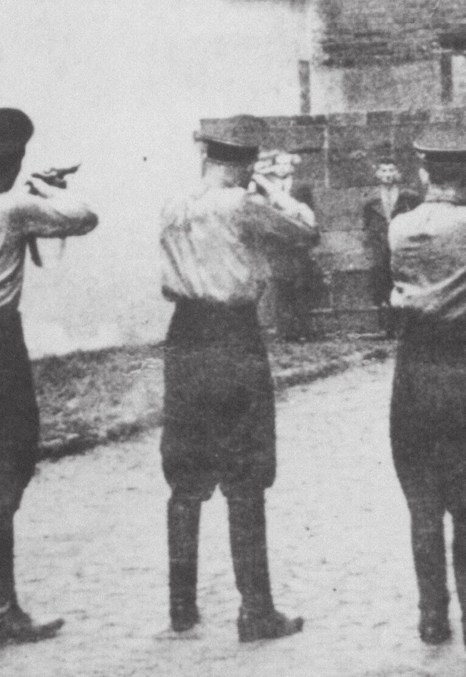 paganda nazistowska dotycząca korytarza pomorskiego, śmierć volksdeutschów wykorzystana jak pretekst do zemsty i odwetu, o wiele bardziej zbrodnicza działalność pomorskiego Selbstschutzu w porównaniu