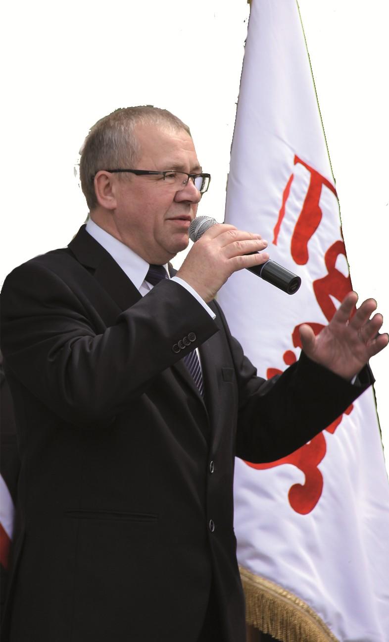 Szanowni Czytelnicy, Drodzy Związkowcy! Przygotowaliśmy dla Was pierwszy numer Czasu Solidarności pisma, które będzie mówić głosem Związku o sprawach dla nas ważnych. Ale nie tylko.