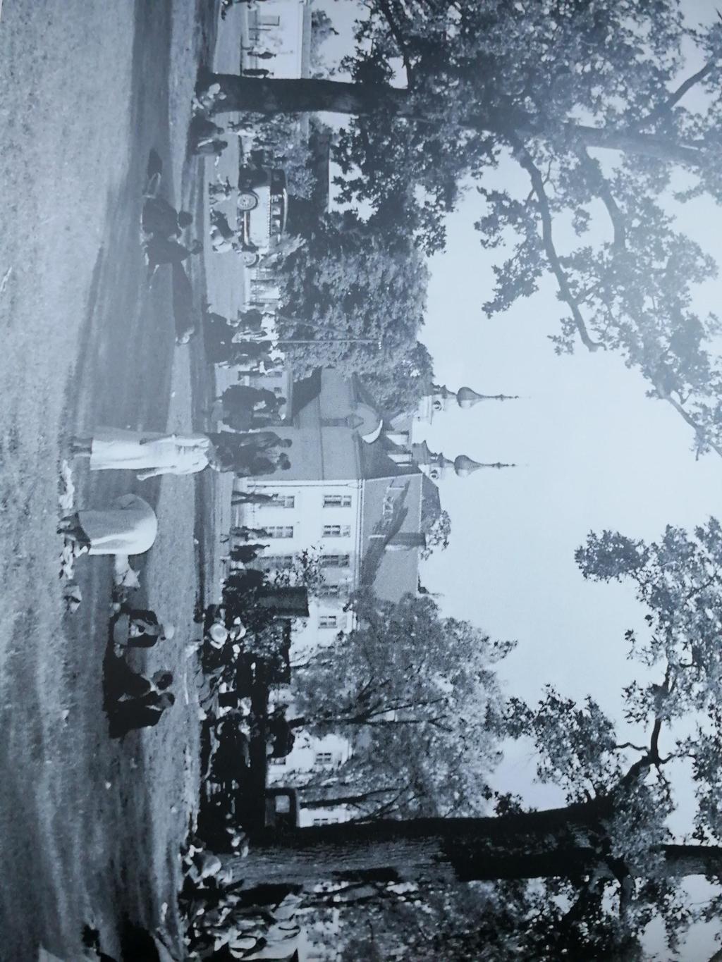 zaprojektowane przez Akademicki Zespół Sportowy.. Błonia na Bielanach. Rok 1936.