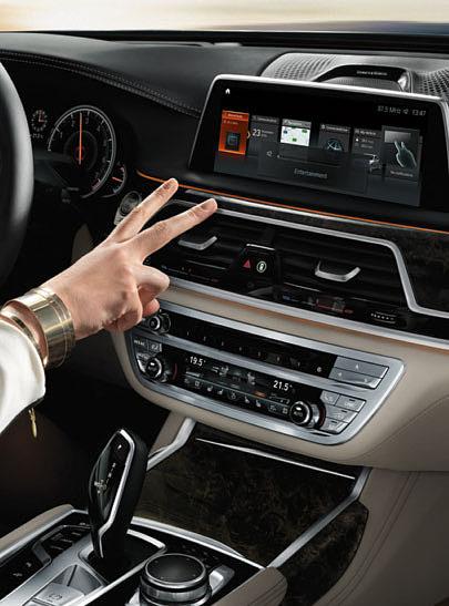 38 39 Innowacje i technologie BMW ConnectedDrive Rozwiązania, które dają wolność.