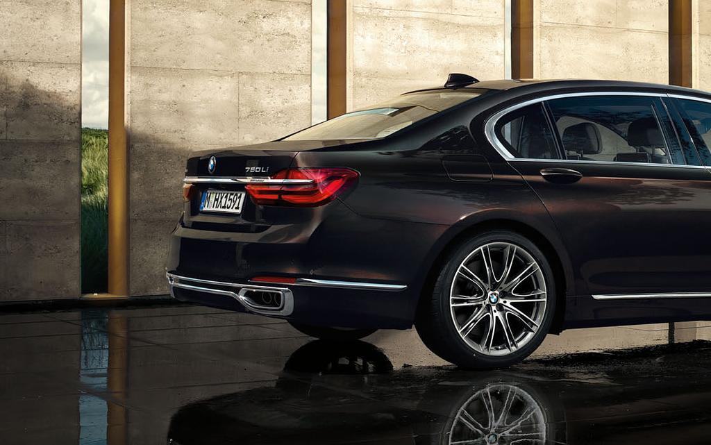 POZNAJ EKSKLUZYWNEWYPOSAŻENIE BMW INDIVIDUALW KRÓTKIM FILMIE.