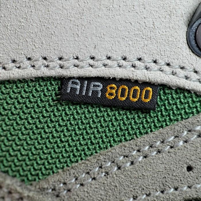 W omawianych butach od razu widzimy logo producenckiej membrany odpowiedzialnej za oddychalność buta AIR 8000, prócz tego charakterystyczne logo kolejnej membrany, tym razem odpowiedzialnej za