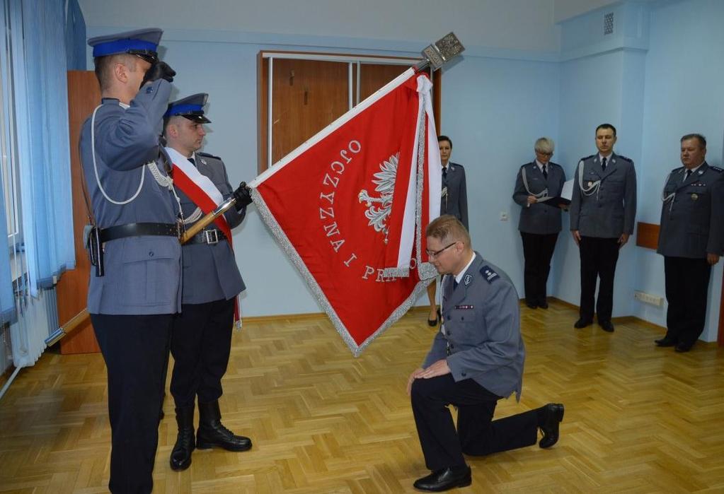 4 Policyjne kolędowanie 22 grudnia 2017 r., podczas uroczystej zbiórki, Komendant Wojewódzki Policji powołał na stanowisko Komendanta Miejskiego Policji w Radomiu mł.
