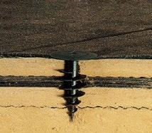 Okładzina drewniana zewnętrznej ściany Podkładka LSK i gwóźdź mocujący są używane do przymocowania paneli przeciwwiatrowych. Element pośredni NV wspiera płyty okładziny zewnętrznej.