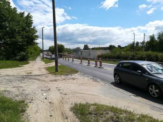 Wariant 1 Rozbiórka istniejącej nawierzchni i