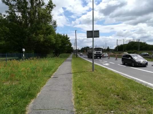 Wariant 1 Rozbiórka istniejącej nawierzchni i
