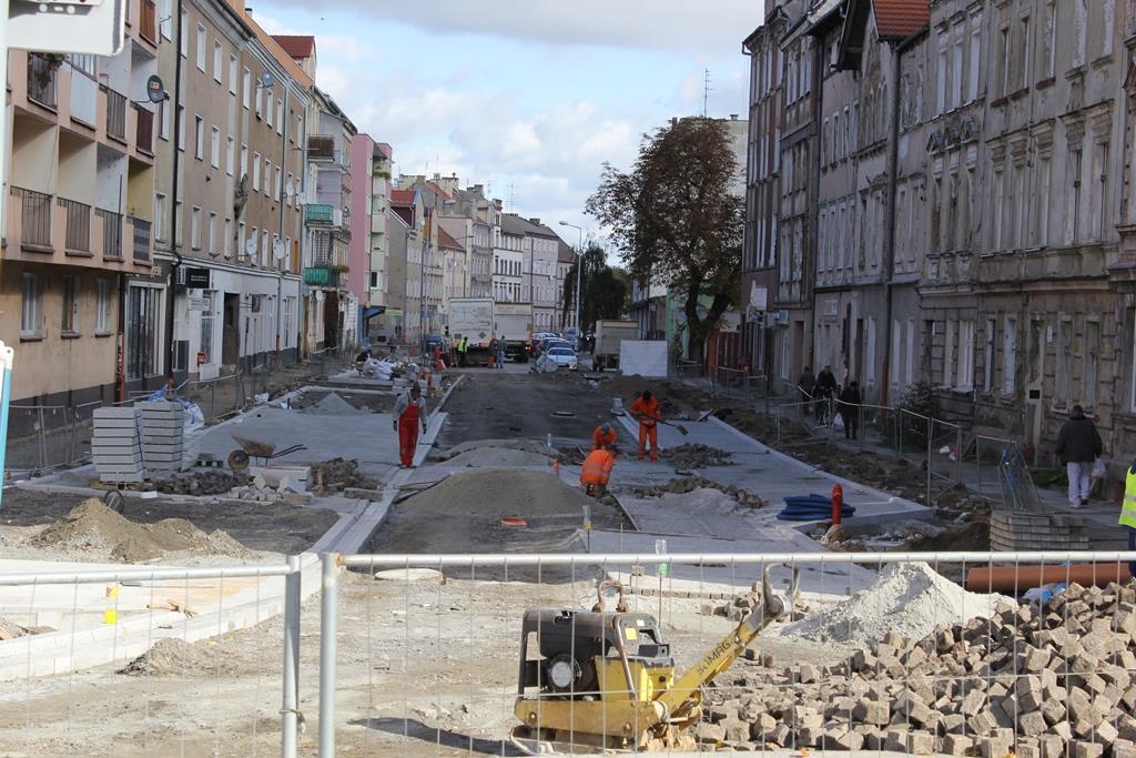 REWITALIZACJA ZDEGRADOWANYCH OBSZARÓW ZAKACZAWIA W LEGNICY