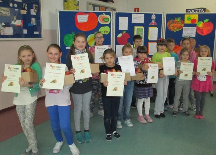 W ostatnim tygodniu maja odbył się w naszej szkole konkurs języka angielskiego dla klas pierwszych, drugich i trzecich English Competition For Young Learners.