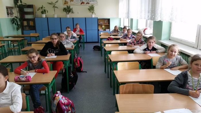 Dnia 17 kwietnia odbył się Szkolny Konkurs Ortograficzny, w którym wzięło udział 17 osób z klas V
