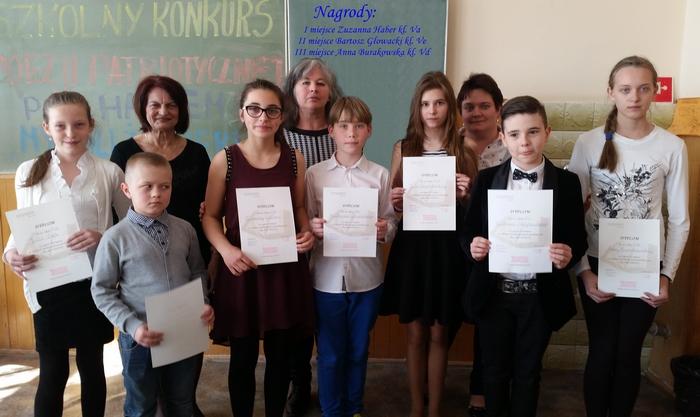 Dnia 23.04.2015 r. w naszej szkole odbyła się kolejna edycja Szkolnego Konkursu Recytatorskiego Poezji Patriotycznej pod hasłem: My, mali żołnierze.