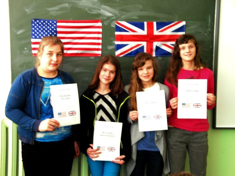Dnia 23.03.2015r. odbył się szkolny konkurs Celebrations and festivals in the UK and the USA. W konkursie uczestniczyło 20 uczniów z klas szóstych.