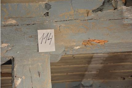 Fotografia nr 114 - Uszkodzona belka podtrzymująca strop nad parterem.