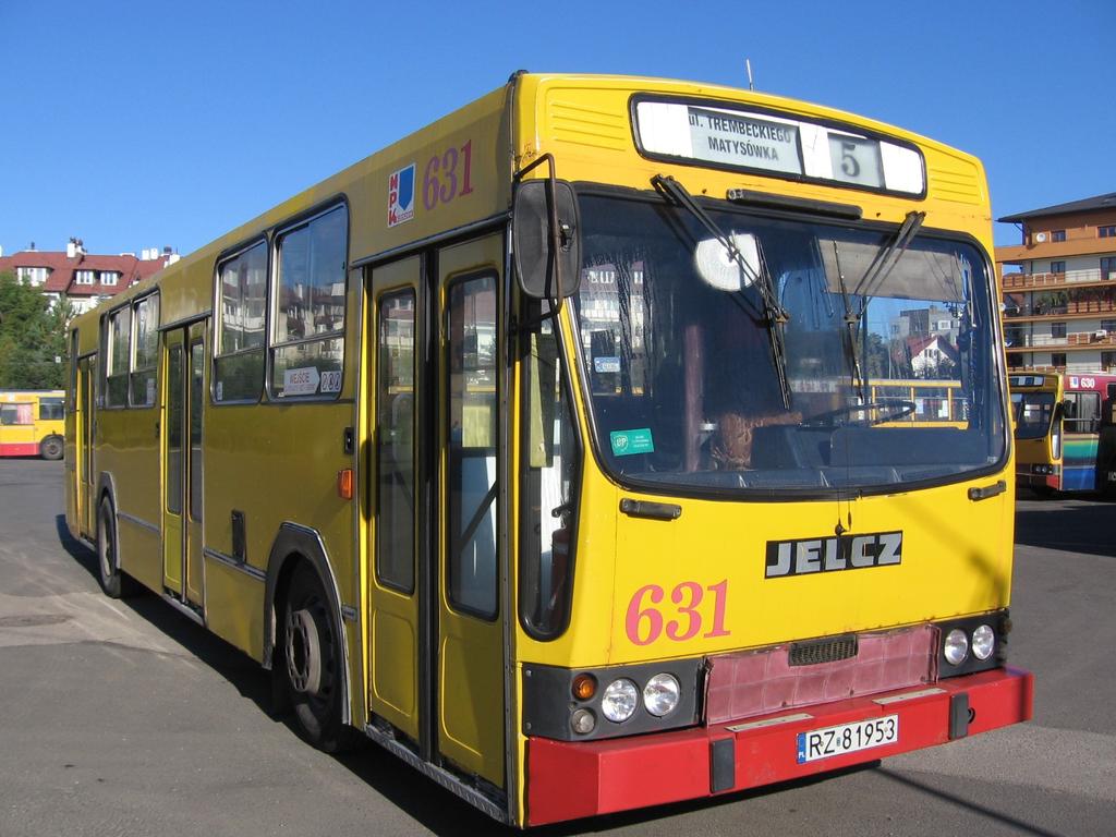 Parametry techniczne autobusu Jelcz PR, nr boczny