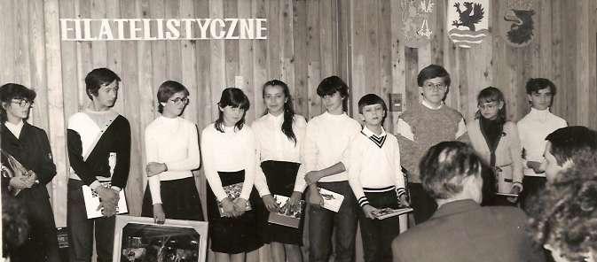 Przed zakończeniem sympozjum laureaci konkursu