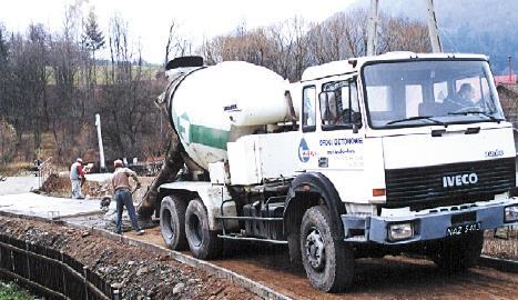 Tradycyjne nawierzchnie betonowe deskowanie stałe (w szalunkach